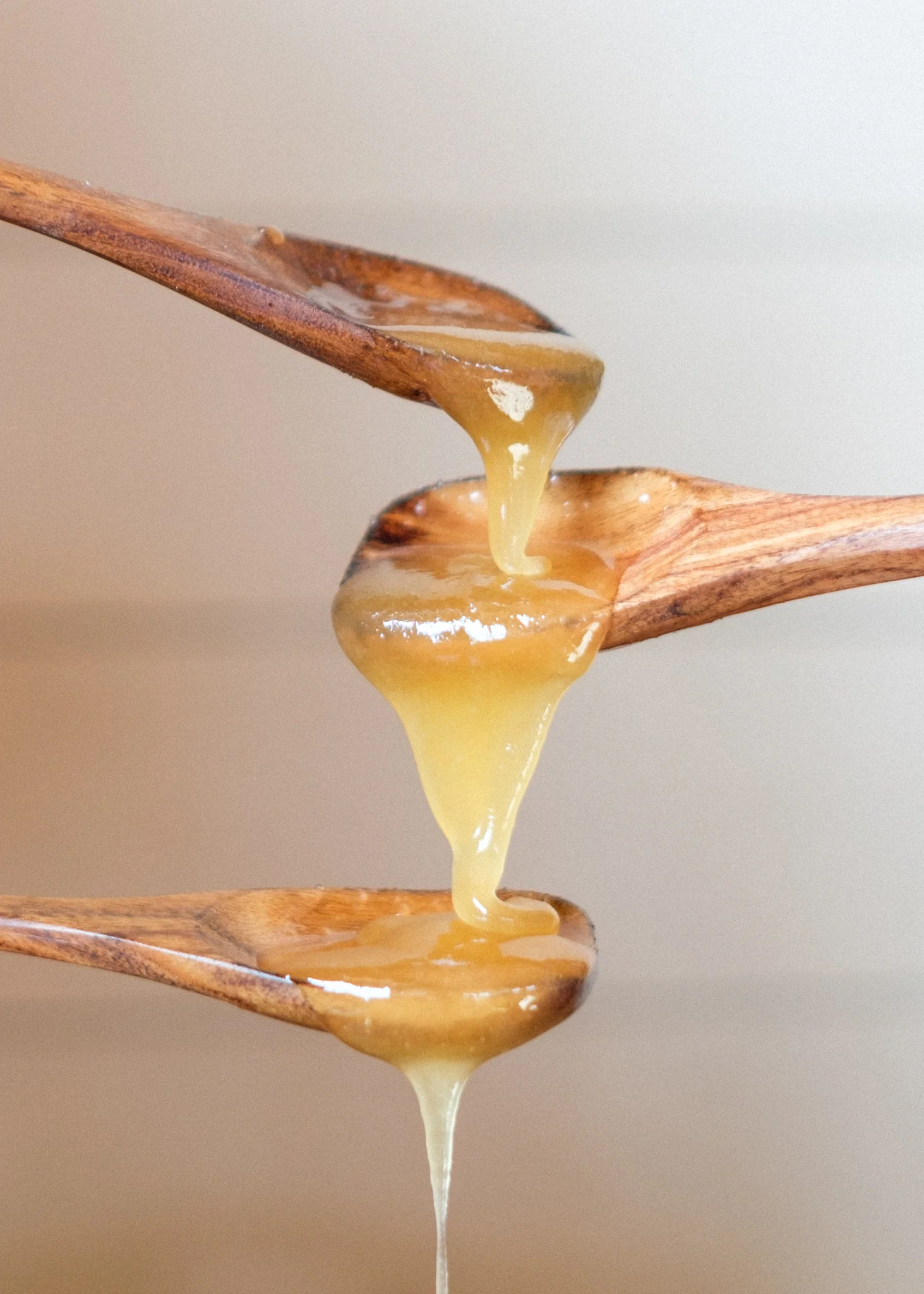 139-raw-honey-4.webp Raw Honey