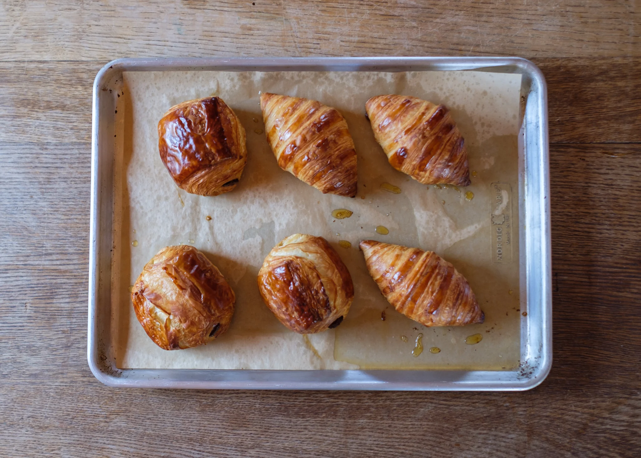 66-handmade-croissant-box-3.webp Handmade Croissant Box